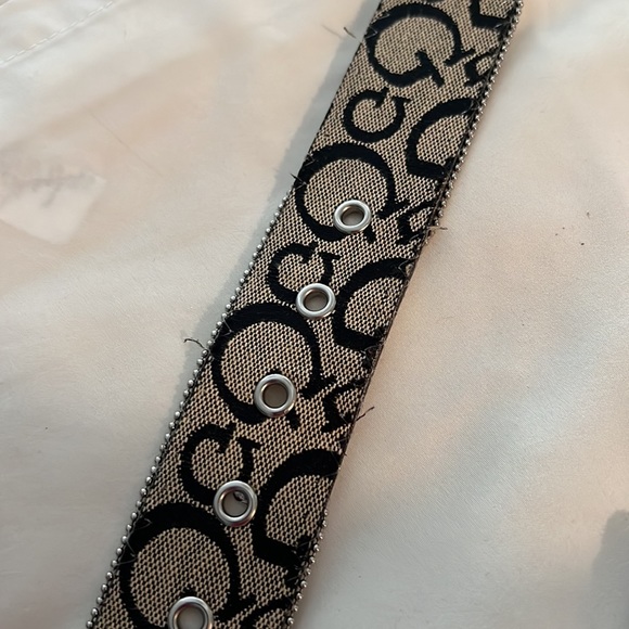 Guess belt large, 43” long - Picture 4 of 9